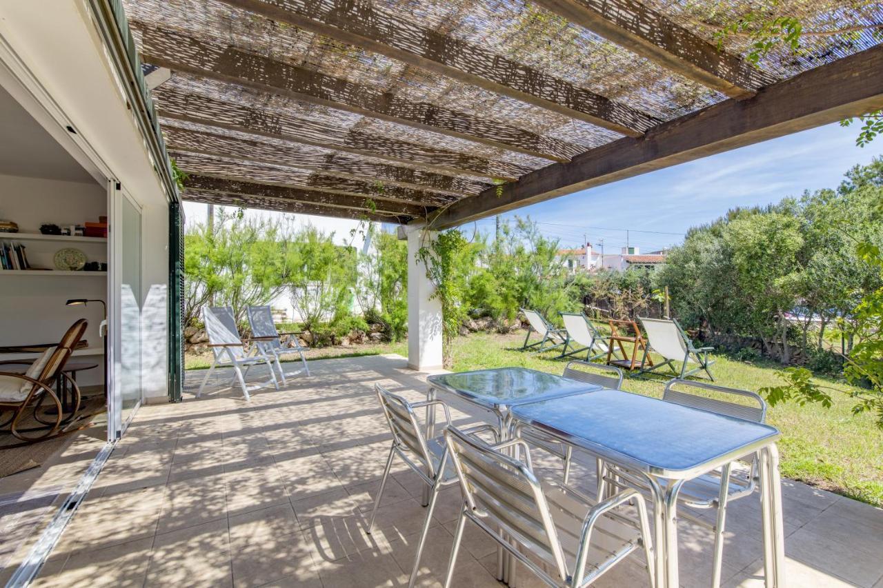Biniancolla Iris Villa Exterior photo
