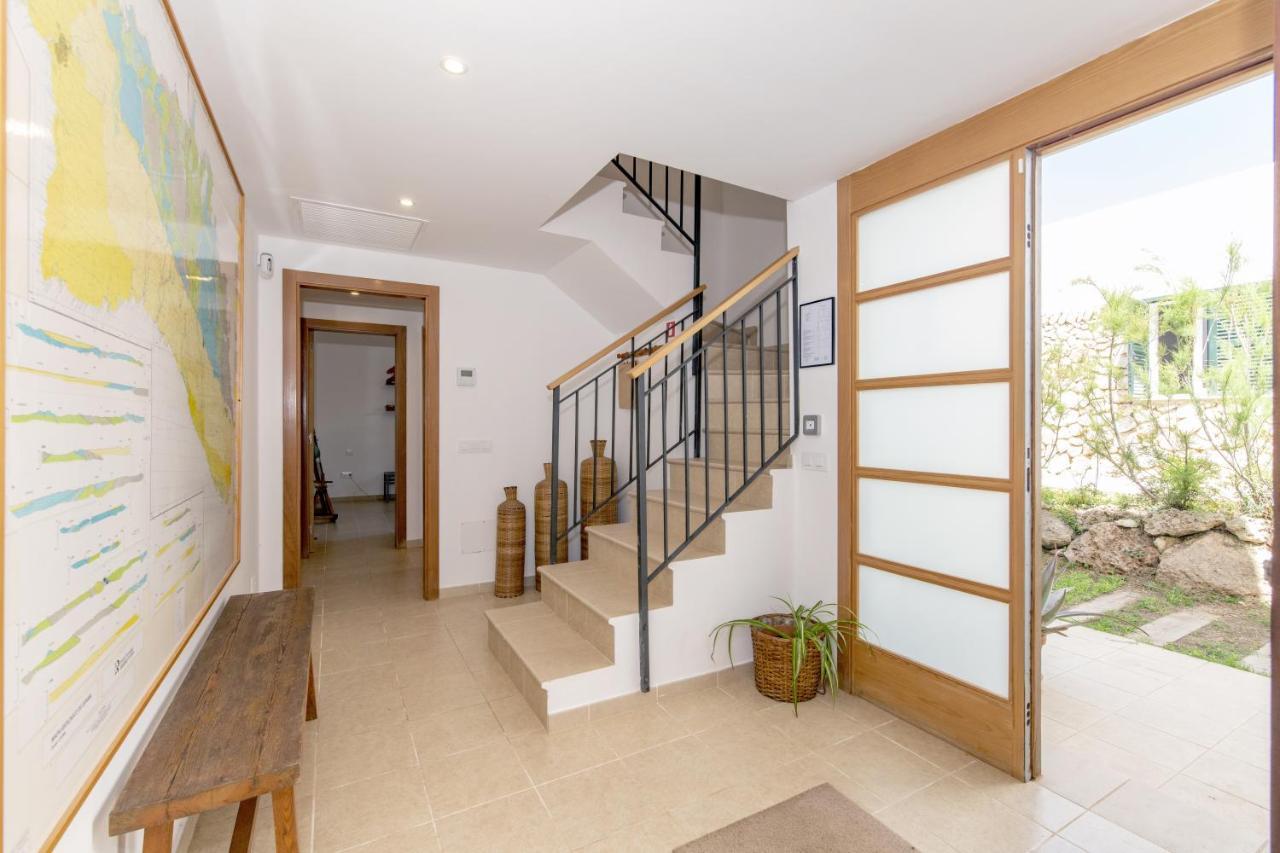 Biniancolla Iris Villa Exterior photo
